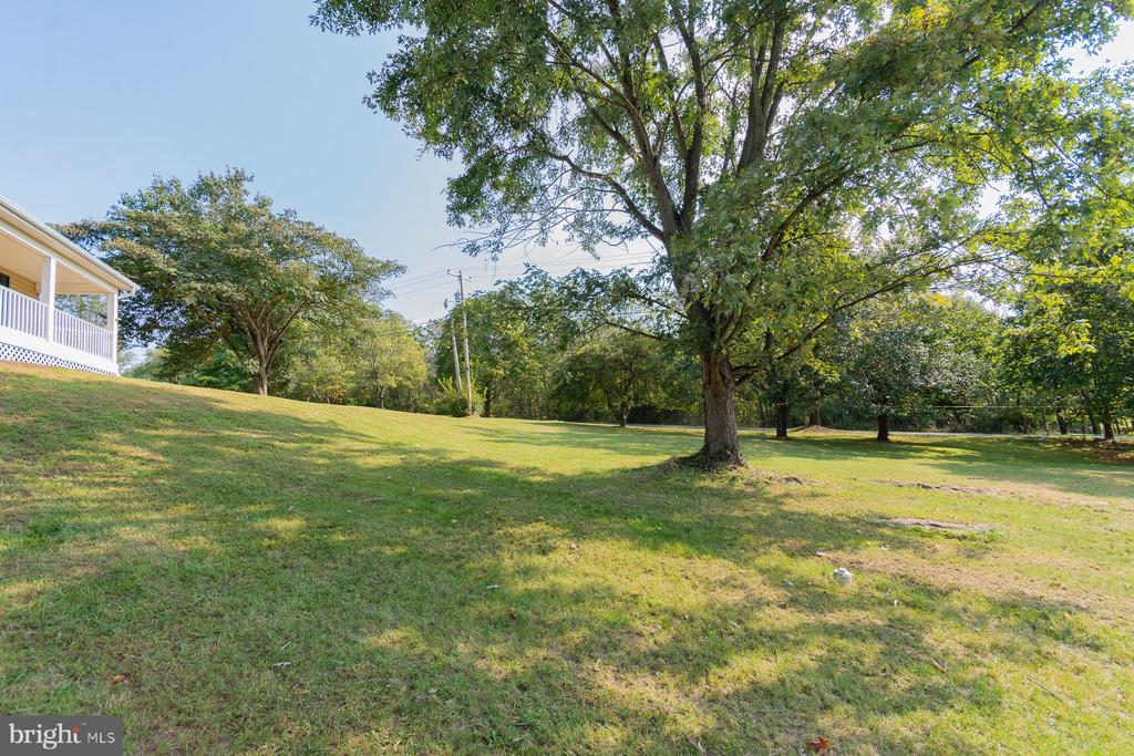 1373 LOST ROAD