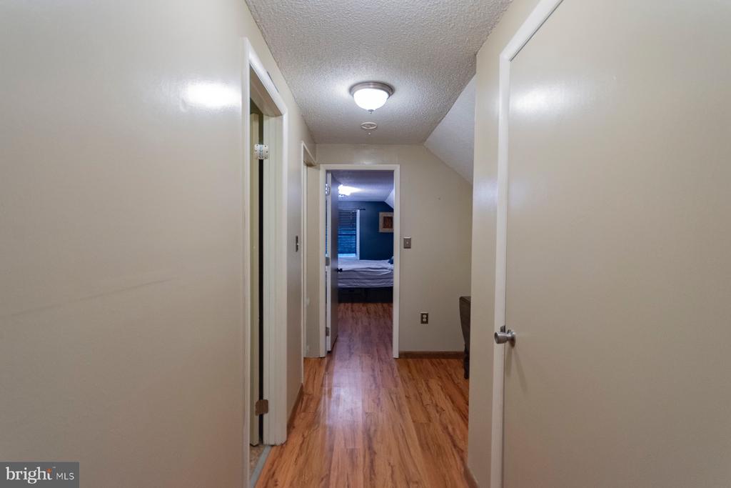 1373 LOST ROAD