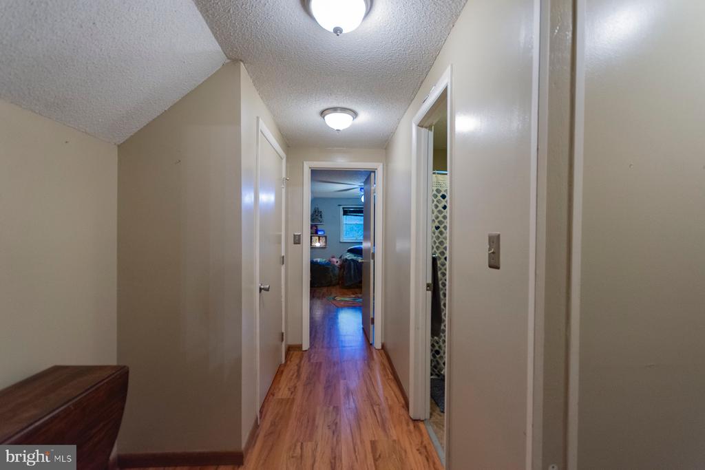 1373 LOST ROAD