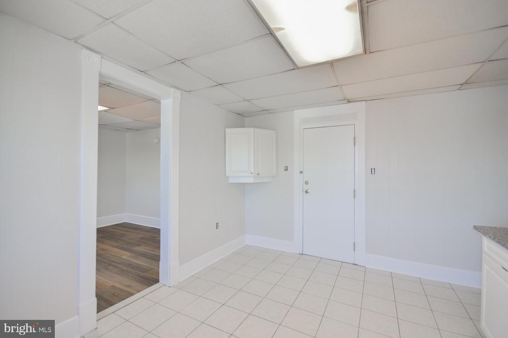 117 E MARTIN STREET Unit: 4