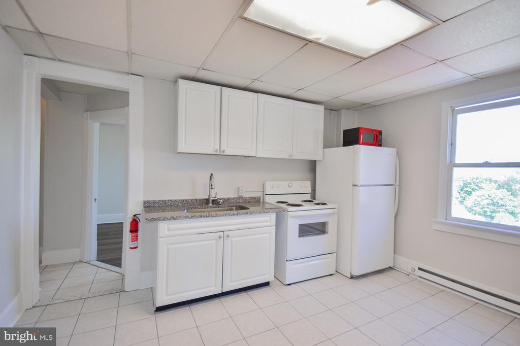 117 E MARTIN STREET Unit: 4