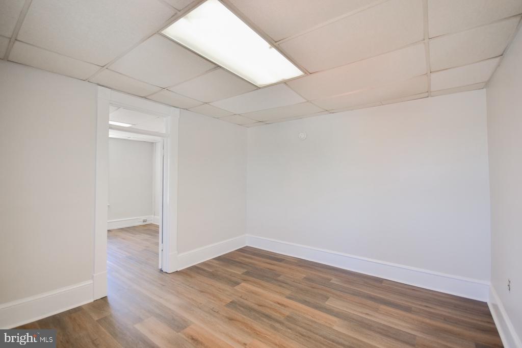 117 E MARTIN STREET Unit: 4