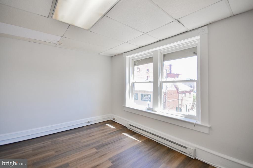 117 E MARTIN STREET Unit: 4