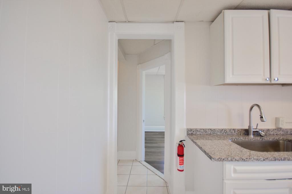 117 E MARTIN STREET Unit: 4