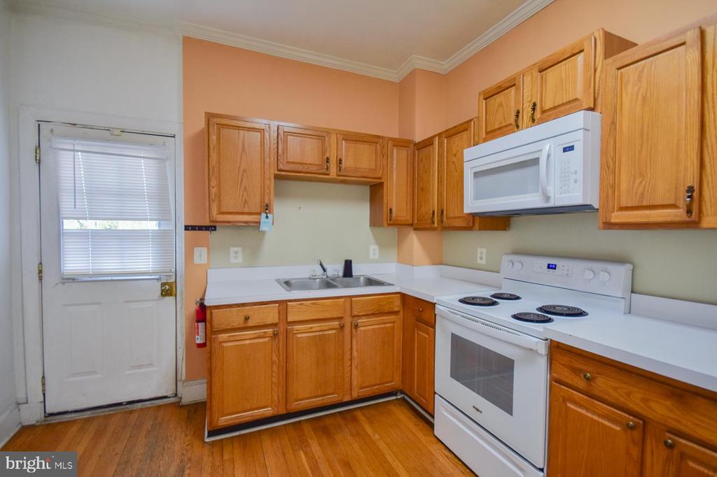 501 W KING STREET