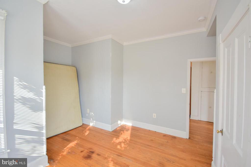 501 W KING STREET