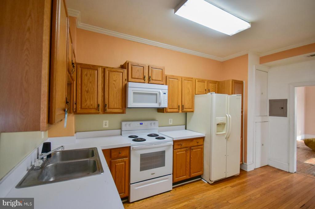 501 W KING STREET