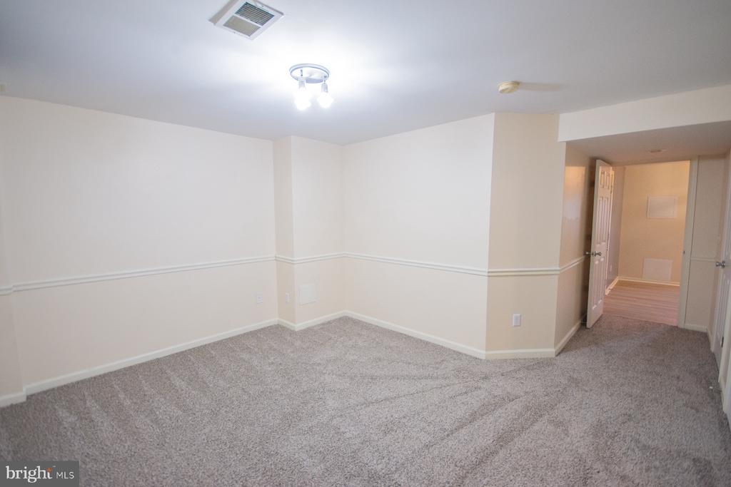 95 THORNBERRY DRIVE