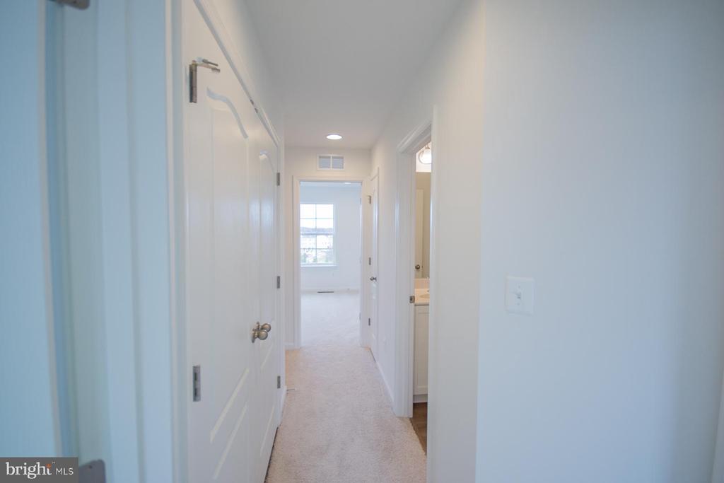 416 SLICK TERRACE