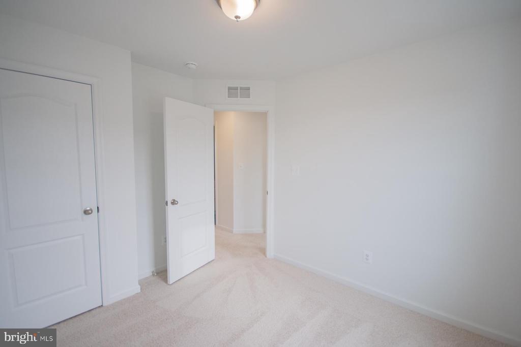 416 SLICK TERRACE