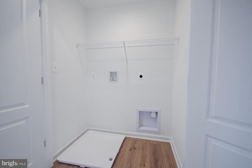 416 SLICK TERRACE