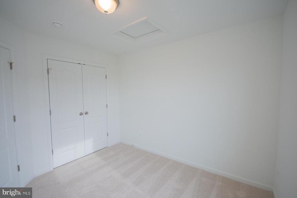416 SLICK TERRACE
