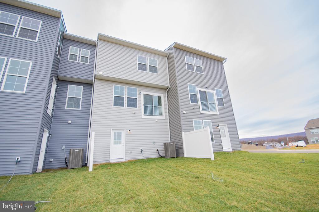 416 SLICK TERRACE