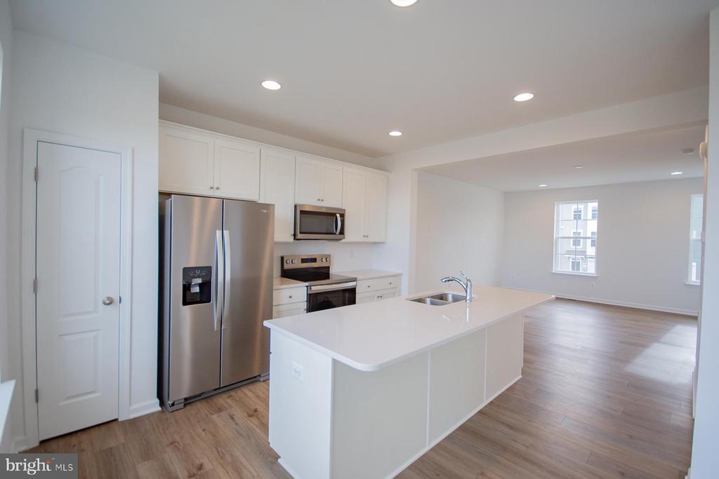 416 SLICK TERRACE