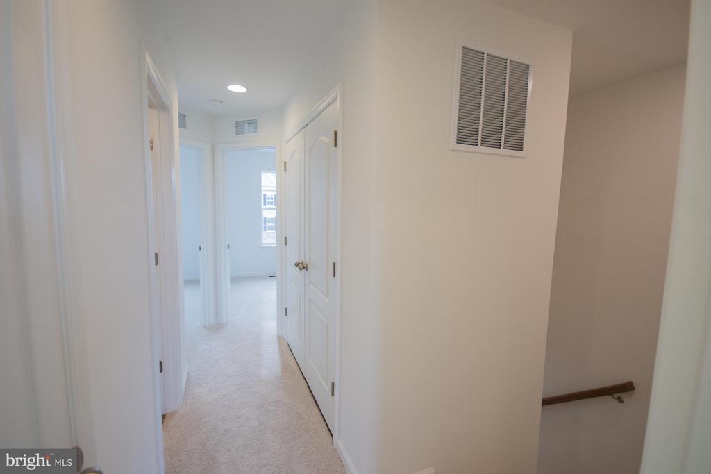416 SLICK TERRACE