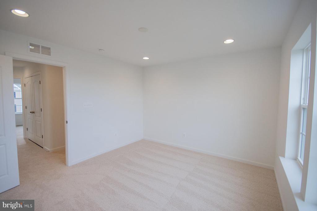 416 SLICK TERRACE