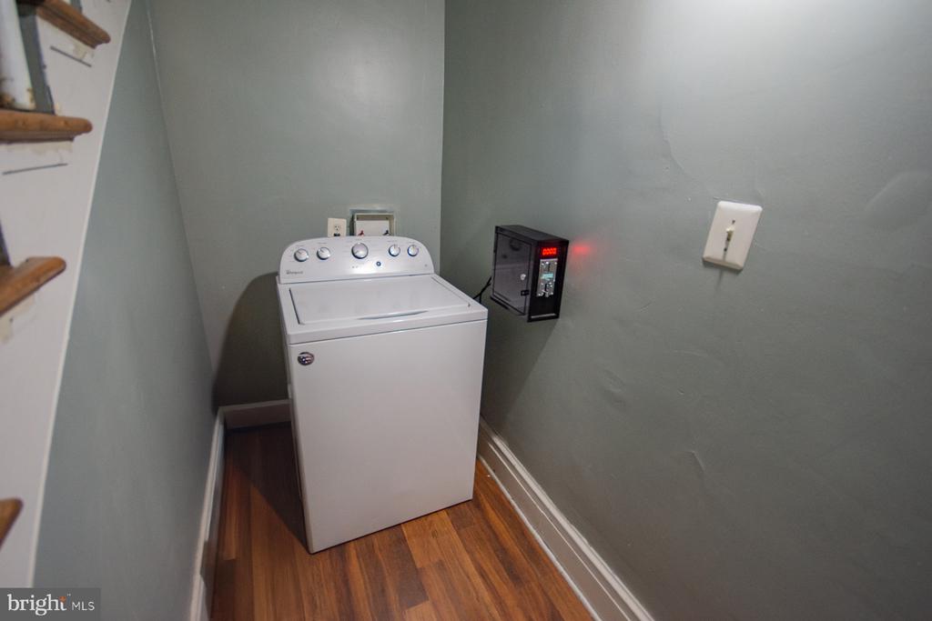 501 W KING STREET Unit: 2
