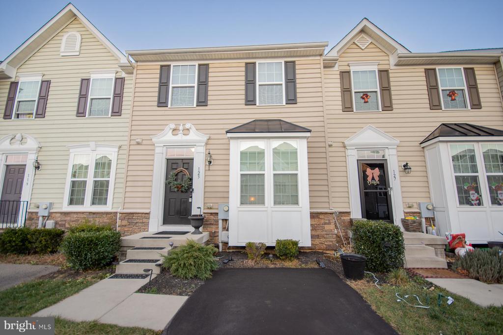 123 NORWOOD DRIVE