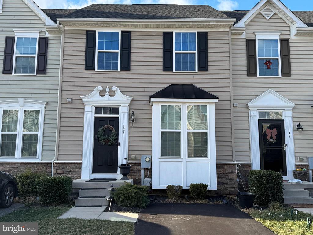 123 NORWOOD DRIVE