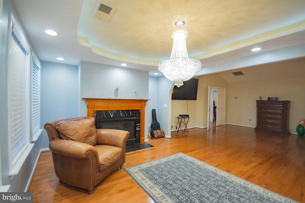 151 RIPPLING WATERS WAY