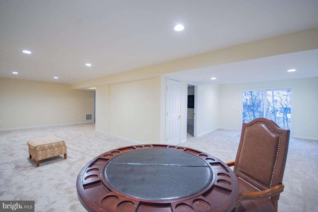 151 RIPPLING WATERS WAY