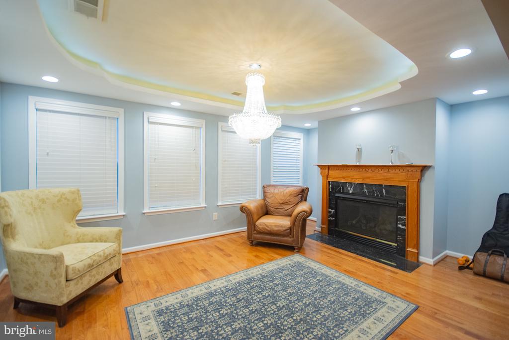 151 RIPPLING WATERS WAY