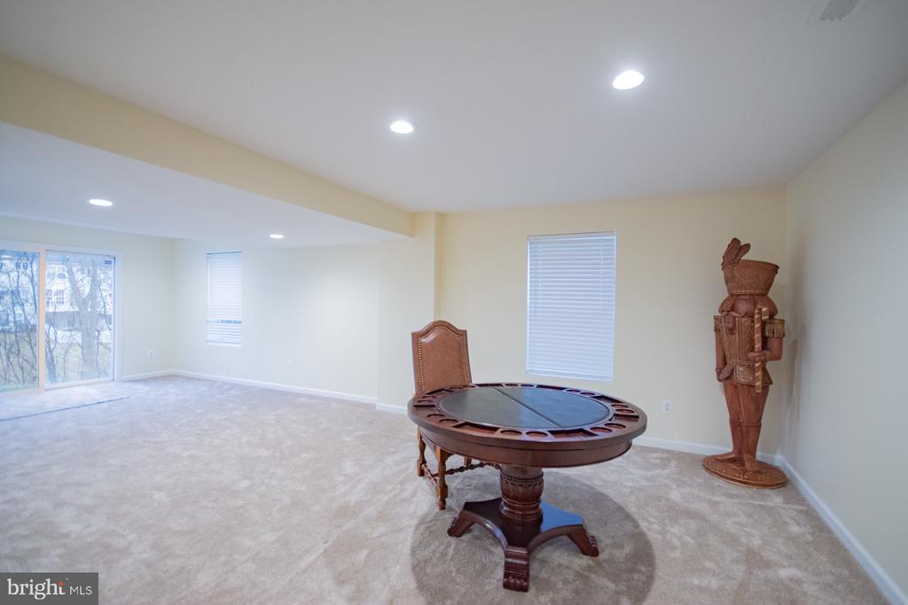 151 RIPPLING WATERS WAY