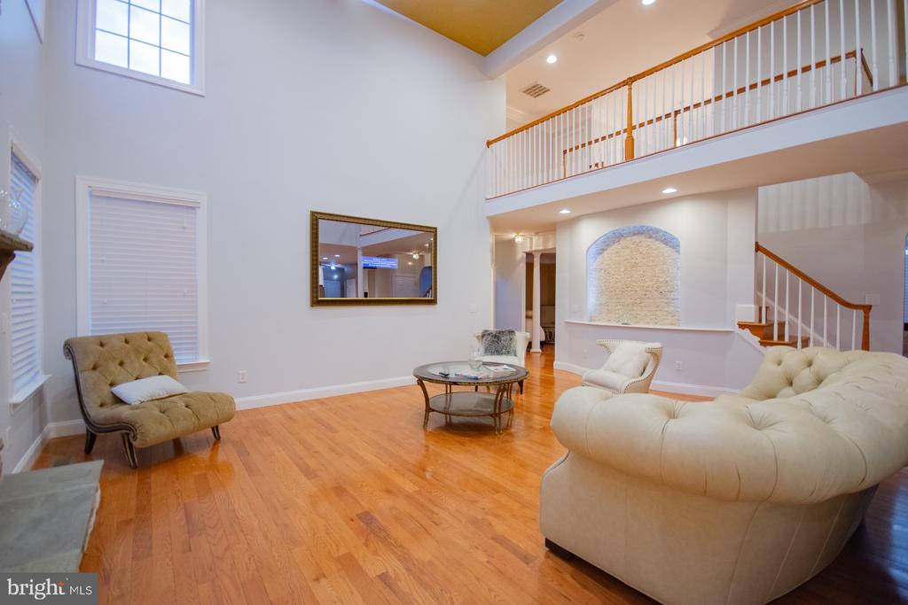 151 RIPPLING WATERS WAY