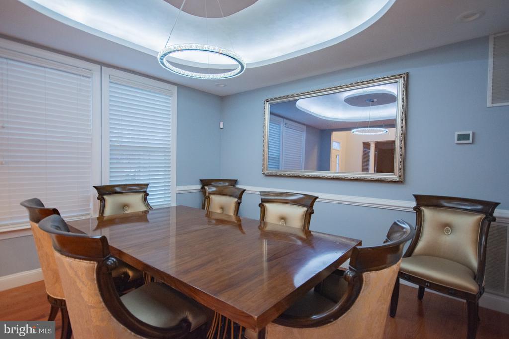 151 RIPPLING WATERS WAY
