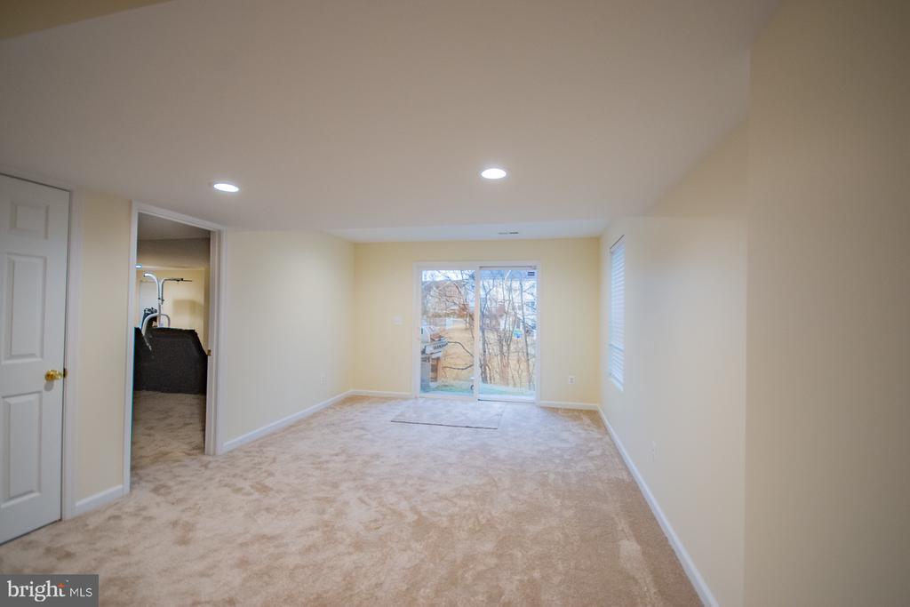 151 RIPPLING WATERS WAY