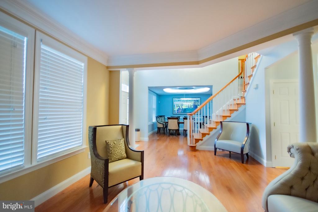 151 RIPPLING WATERS WAY