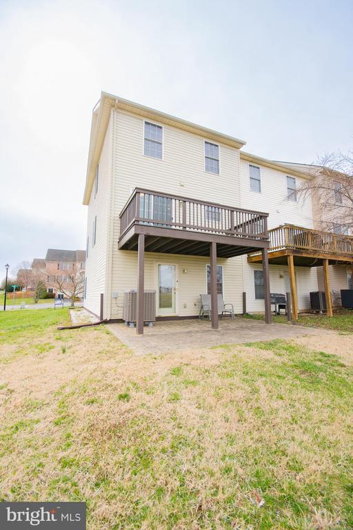 10 TEAGUE LANE