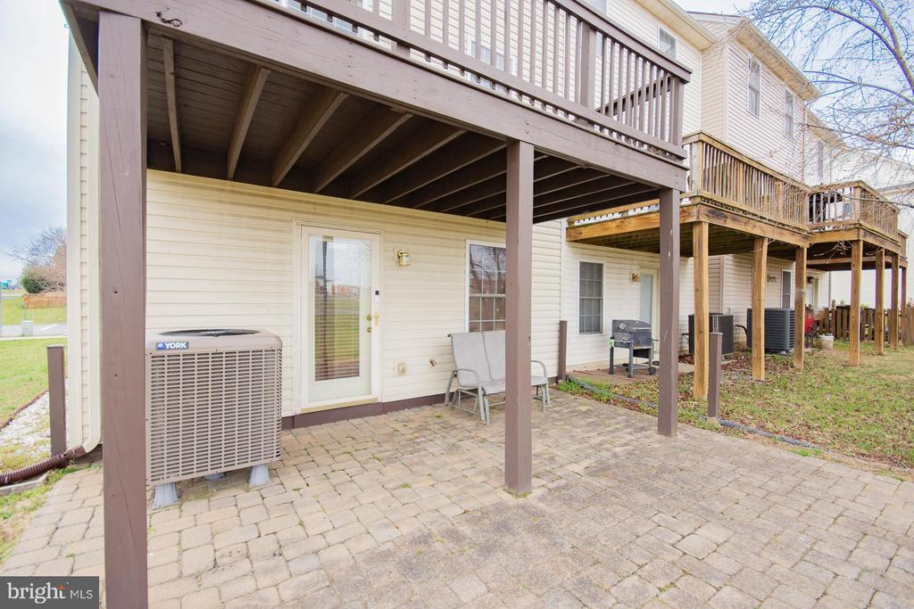 10 TEAGUE LANE