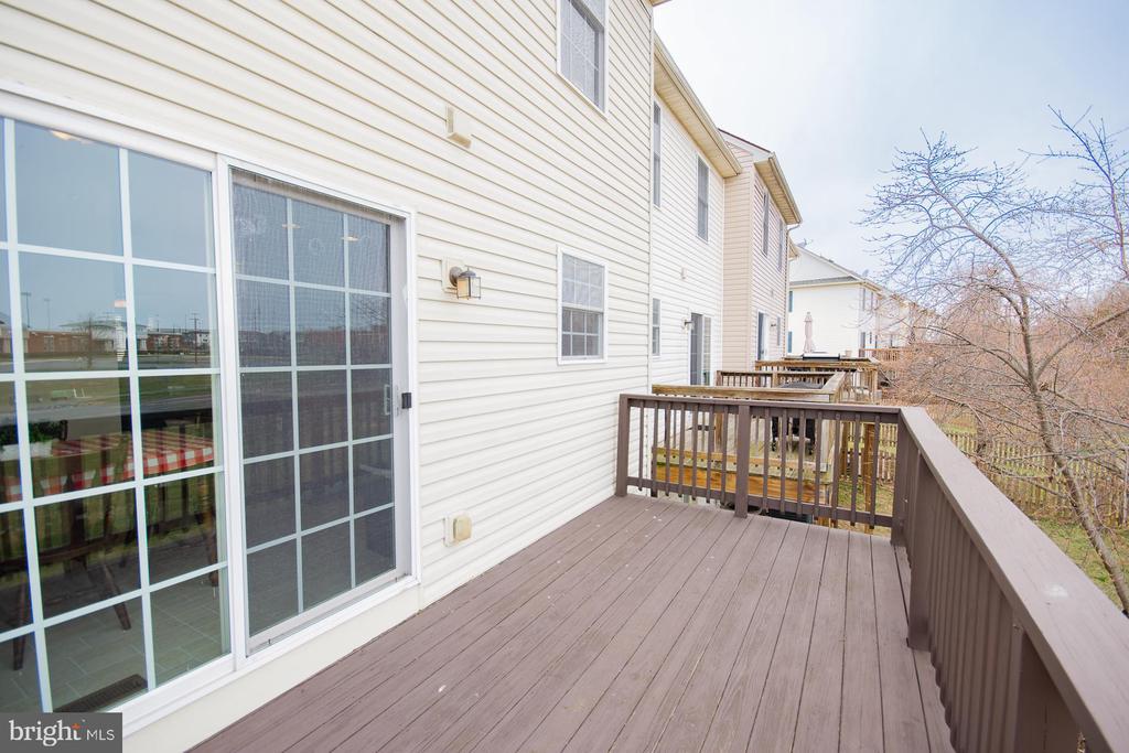 10 TEAGUE LANE