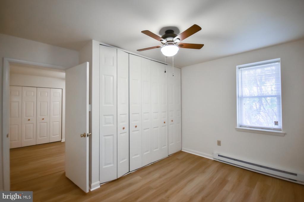 203 W JOHN STREET Unit: 2