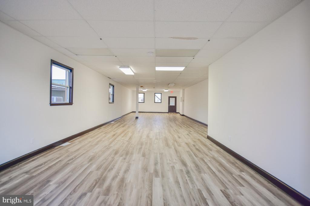 116 W MARTIN STREET