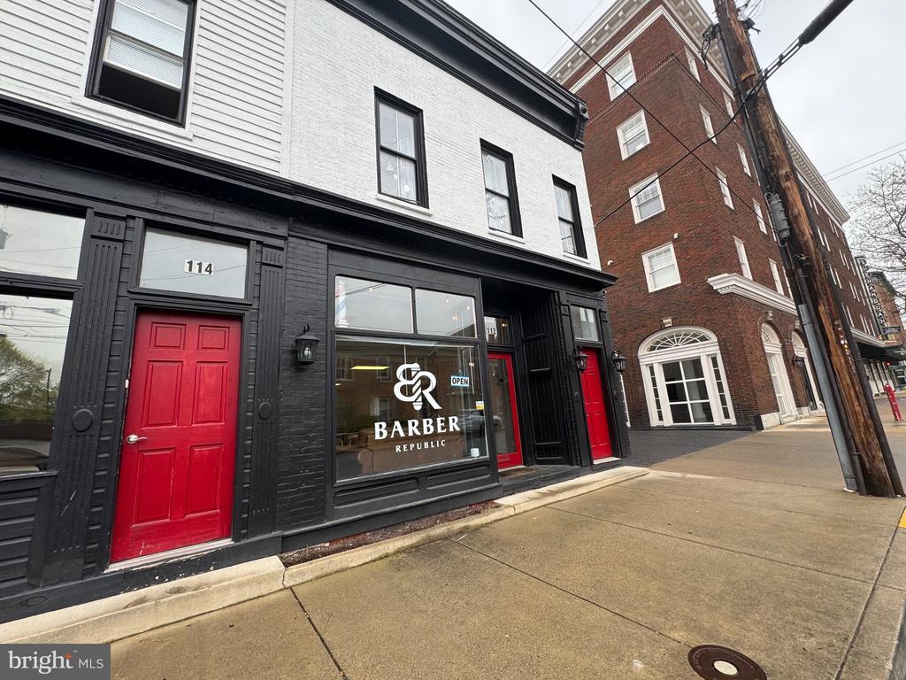 112 W MARTIN STREET