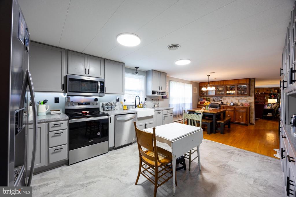 101 SAINT ANDREWS DRIVE