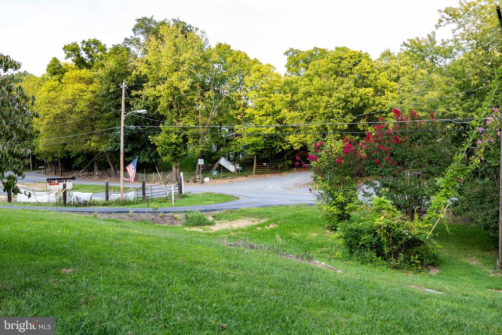 101 SAINT ANDREWS DRIVE