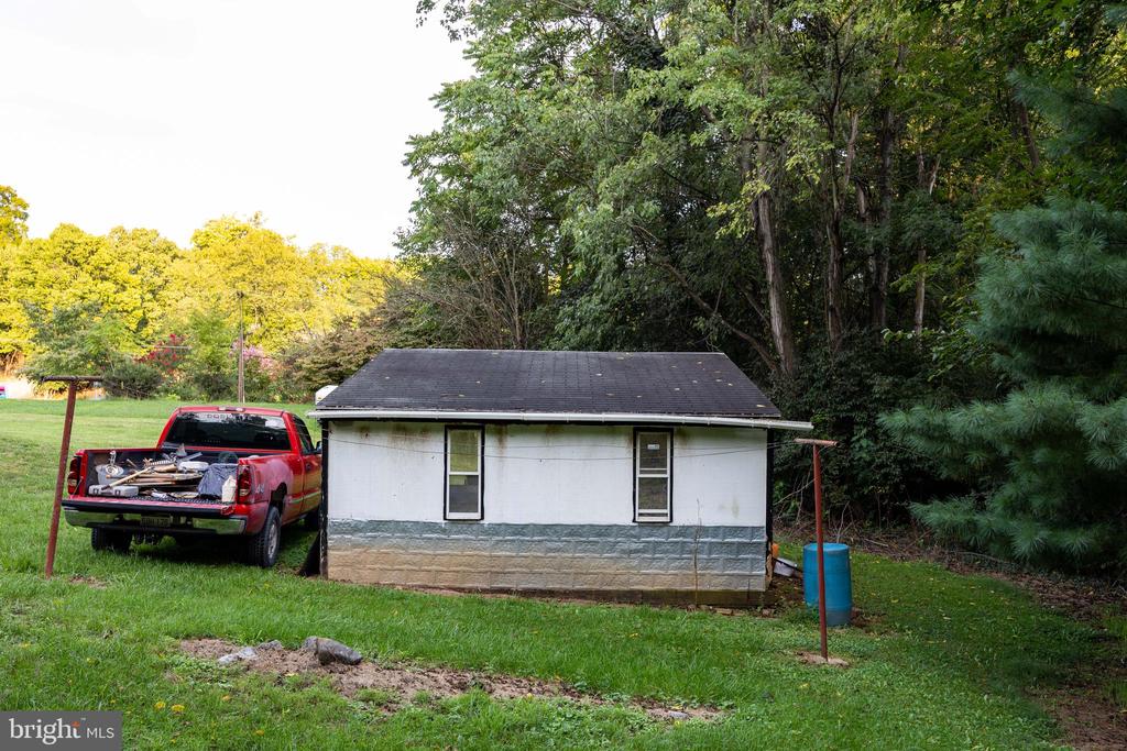 101 SAINT ANDREWS DRIVE