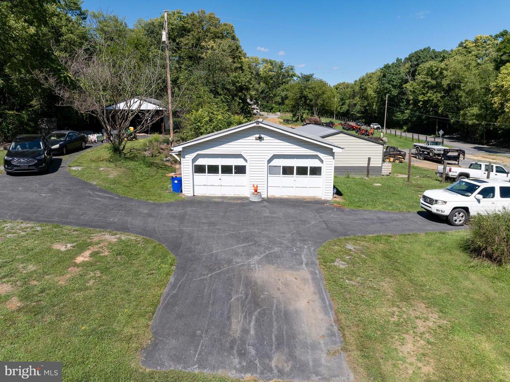 101 SAINT ANDREWS DRIVE