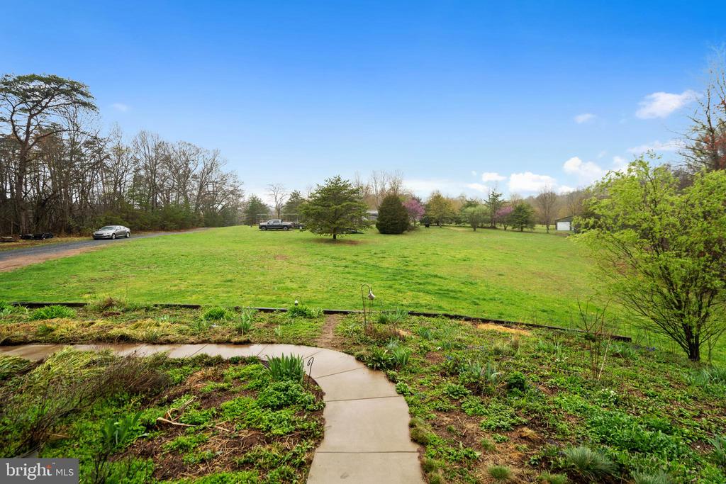 173 PUFFBALL ROAD