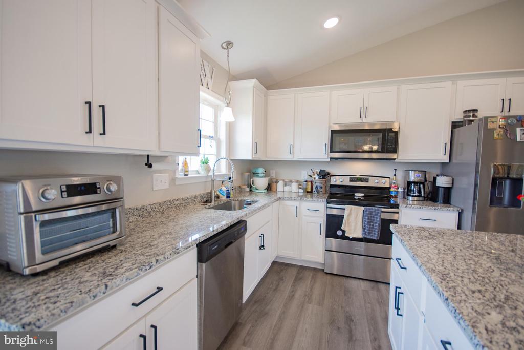 316 POCHARDS COURT