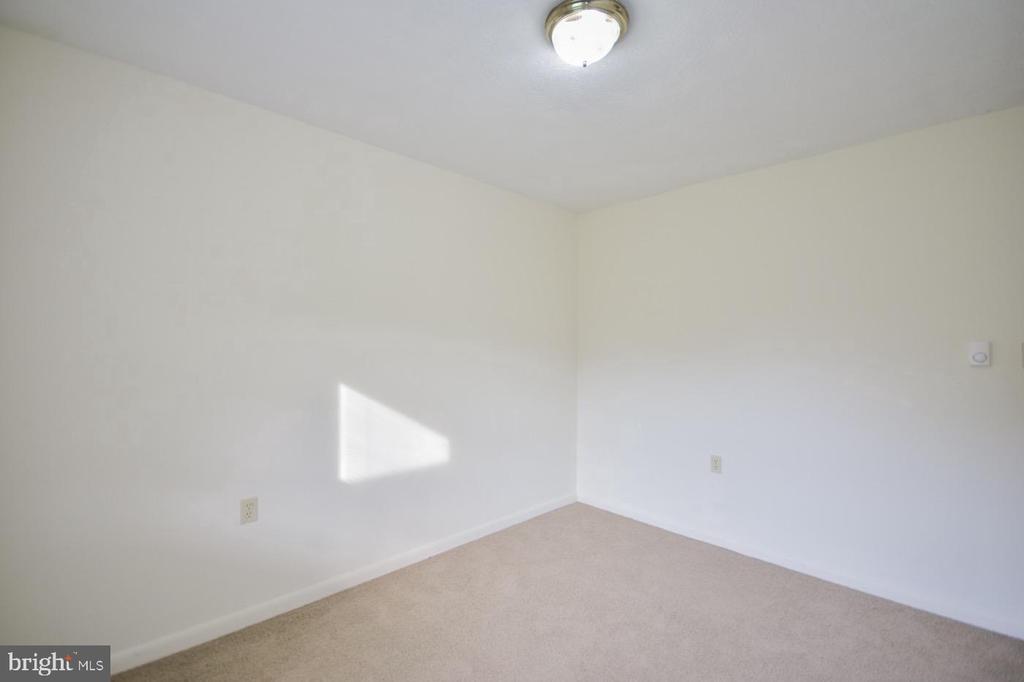 931 CEDAR