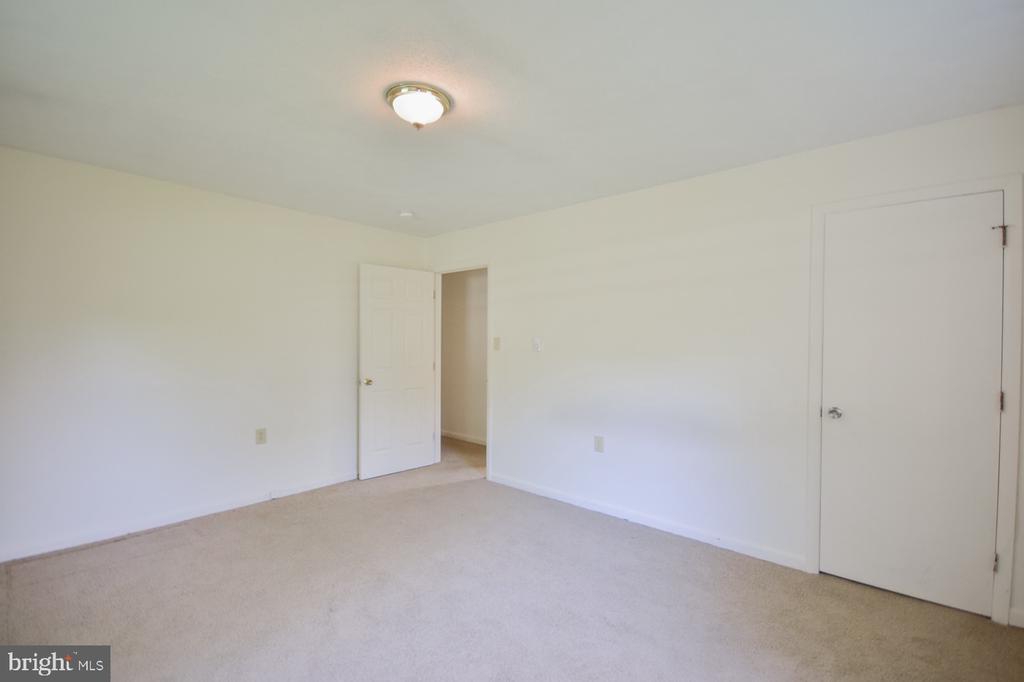 931 CEDAR