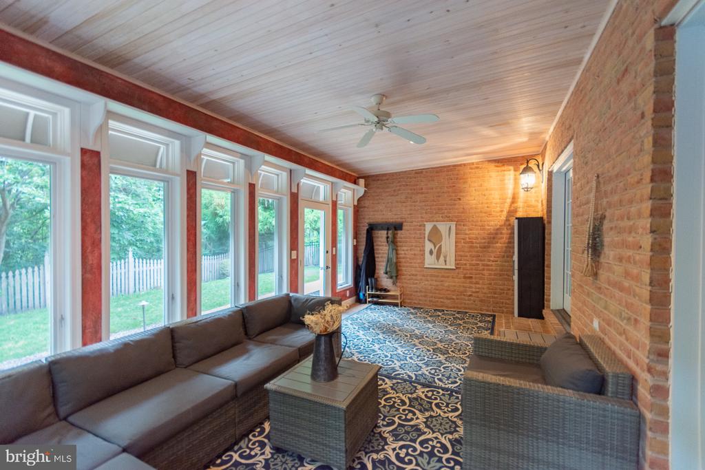 2487 DELMAR ORCHARD ROAD