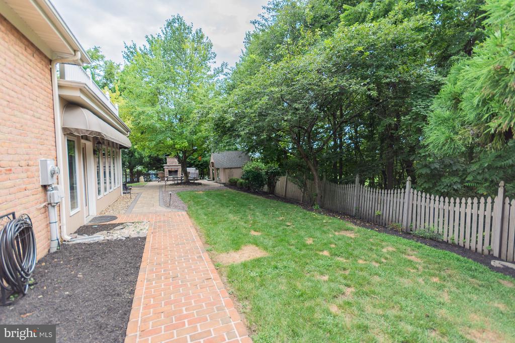 2487 DELMAR ORCHARD ROAD