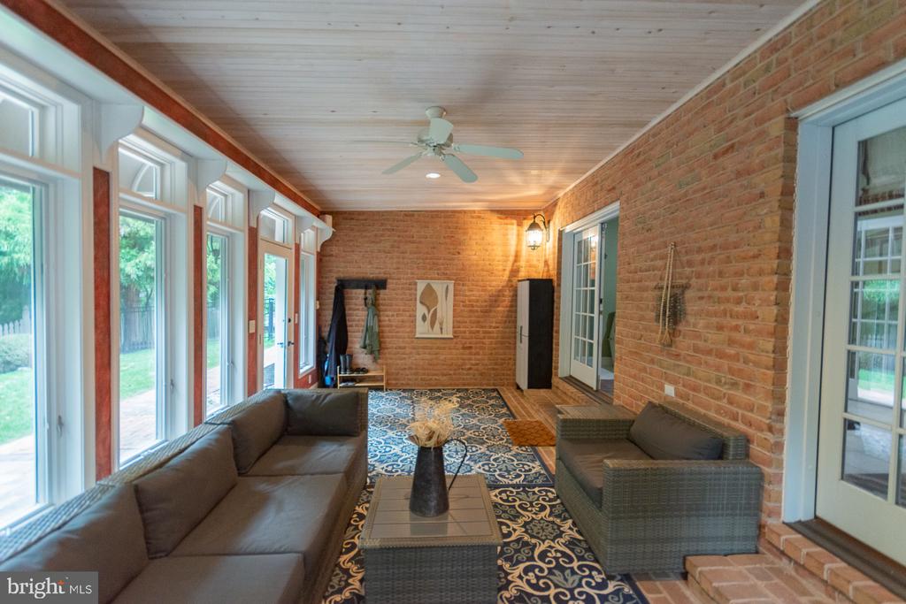 2487 DELMAR ORCHARD ROAD