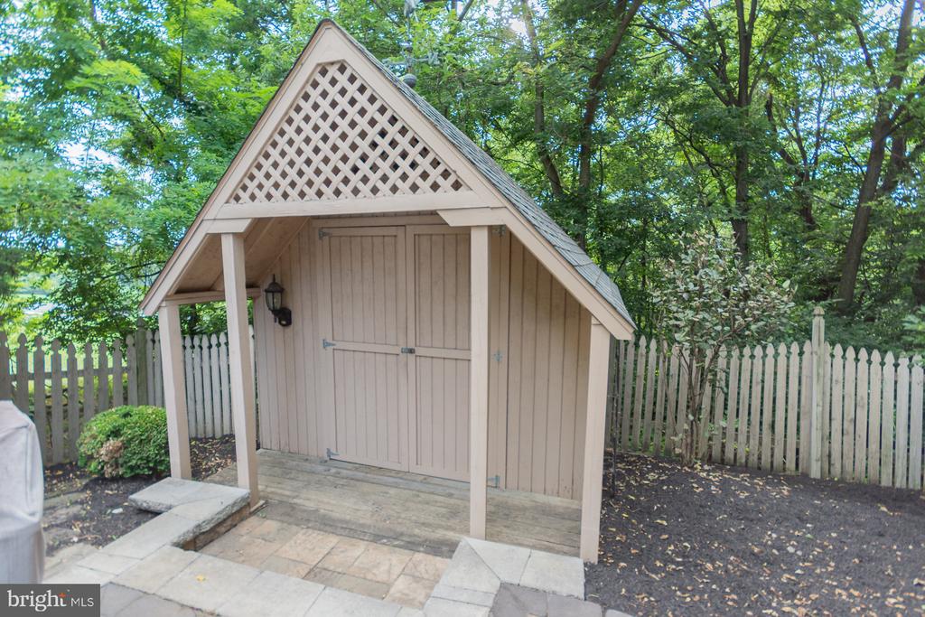 2487 DELMAR ORCHARD ROAD
