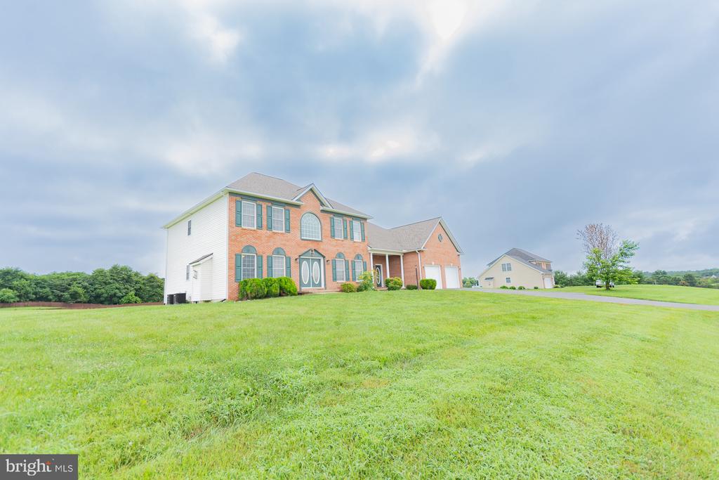102 NORINTON DRIVE